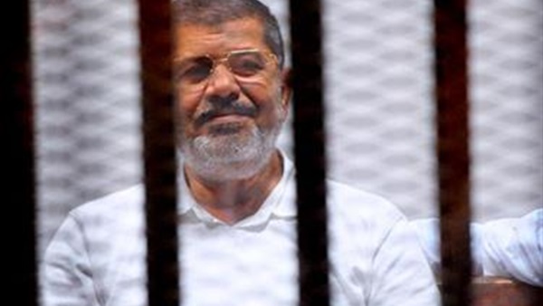 فصل مستشار الرئيس المعزول محمد مرسي من جامعة القاهرة