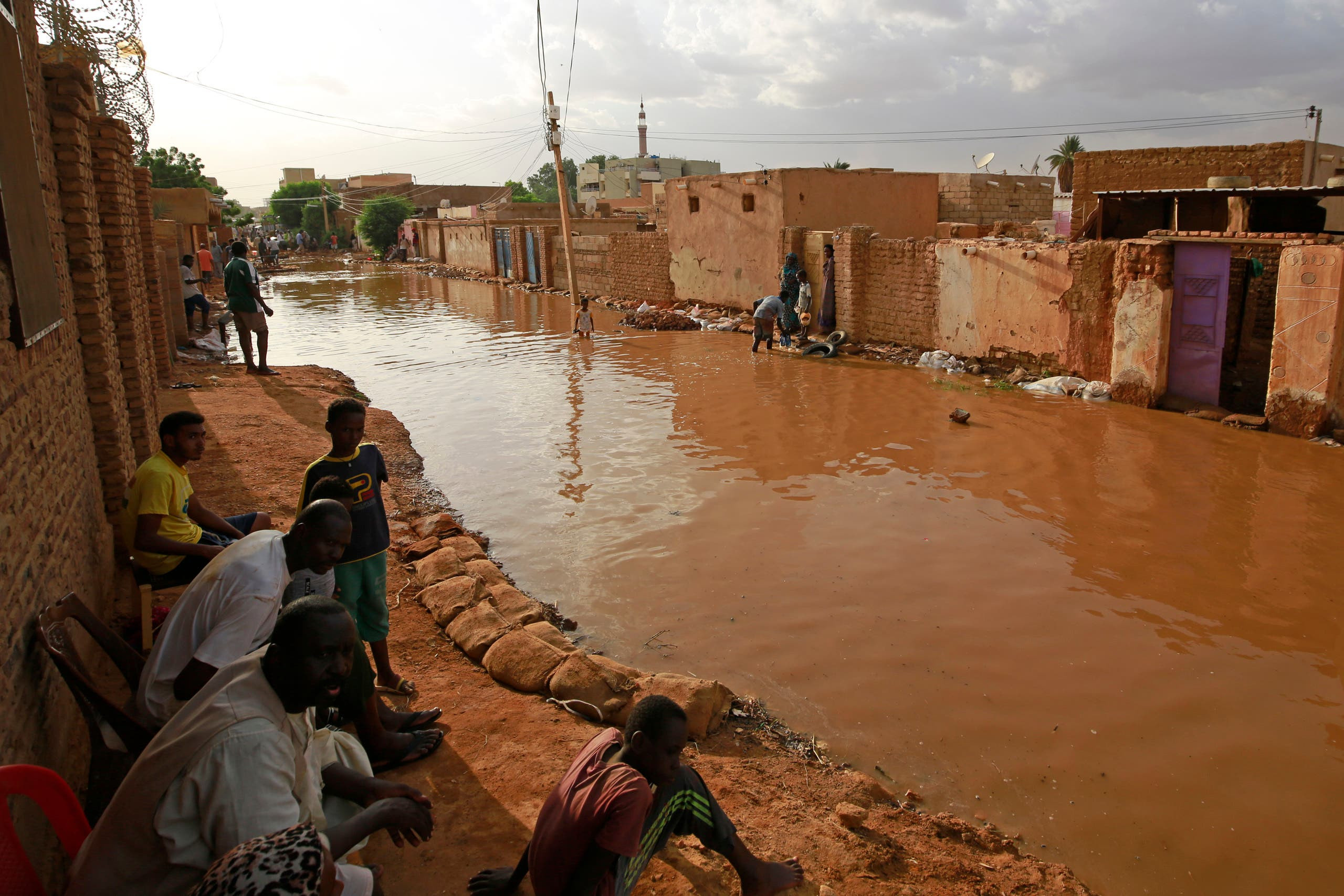 قرى ومدن سودانية تغرق في الفيضان