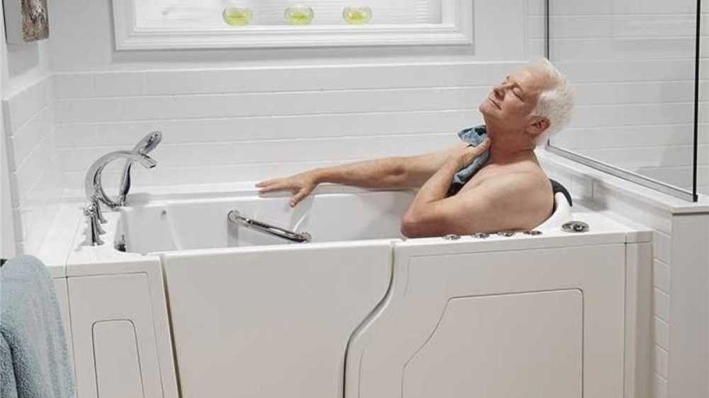 الأستحمام عند كبار السن