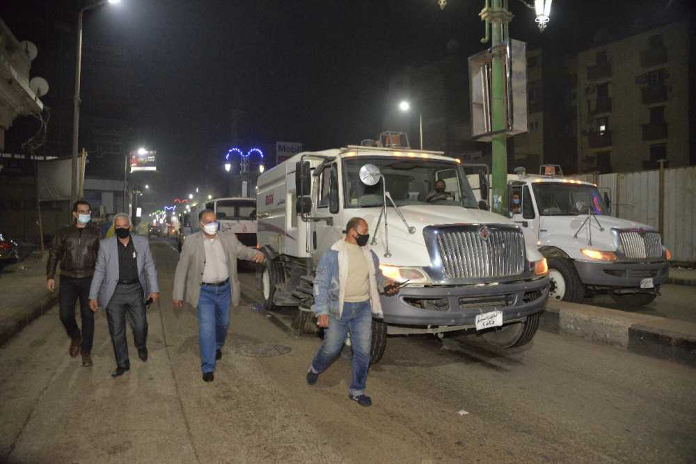 حملة للمنطقة الجنوبية العسكرية بمشاركة المحافظة لتطهير وتعقيم ونظافة الشوارع والميادين (1)