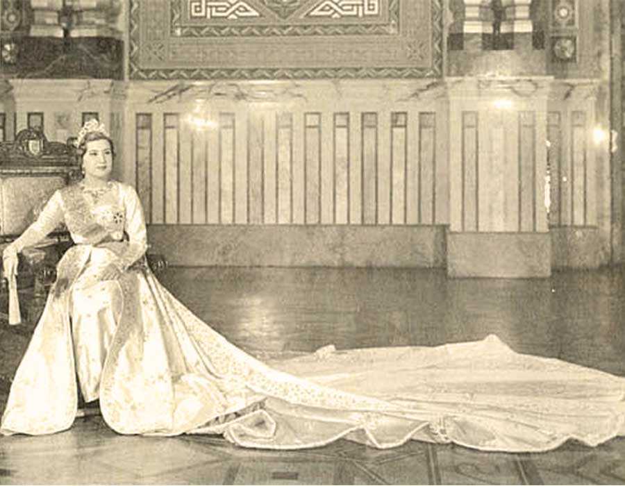 فستان زفاف الملكة ناريمان