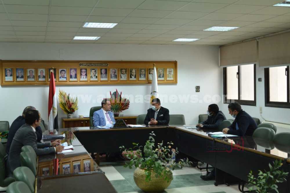 أجتماع نائب رئيس جامعة أسيوط بوكيل وزارة التضامن 