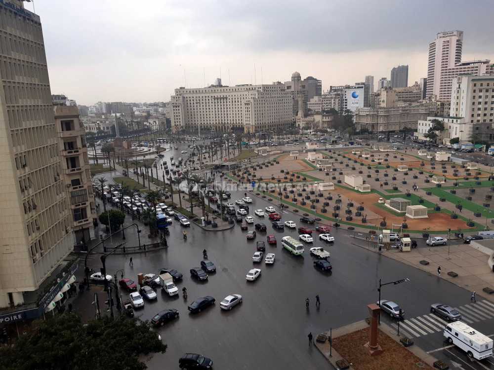 سقوط الأمطار على ميدان التحرير