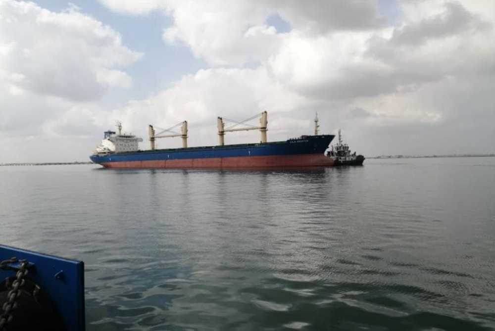  شحن وتشوين السفينة LILA HOUSTON بحمولة الأسمنت المتوجهة للولايات المتحدة الأمريكية لأول مرة من ميناء شرق بورسعيد