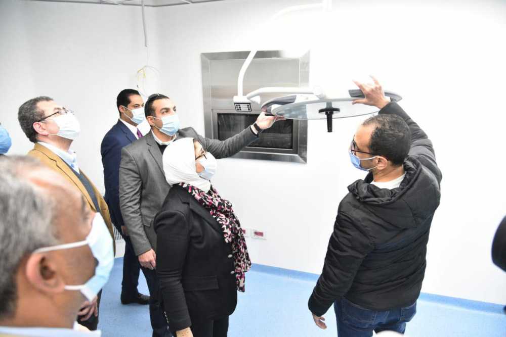 وزيرة الصحة تتفقد المبنى الجديد بمستشفى الكرنك الدولي 