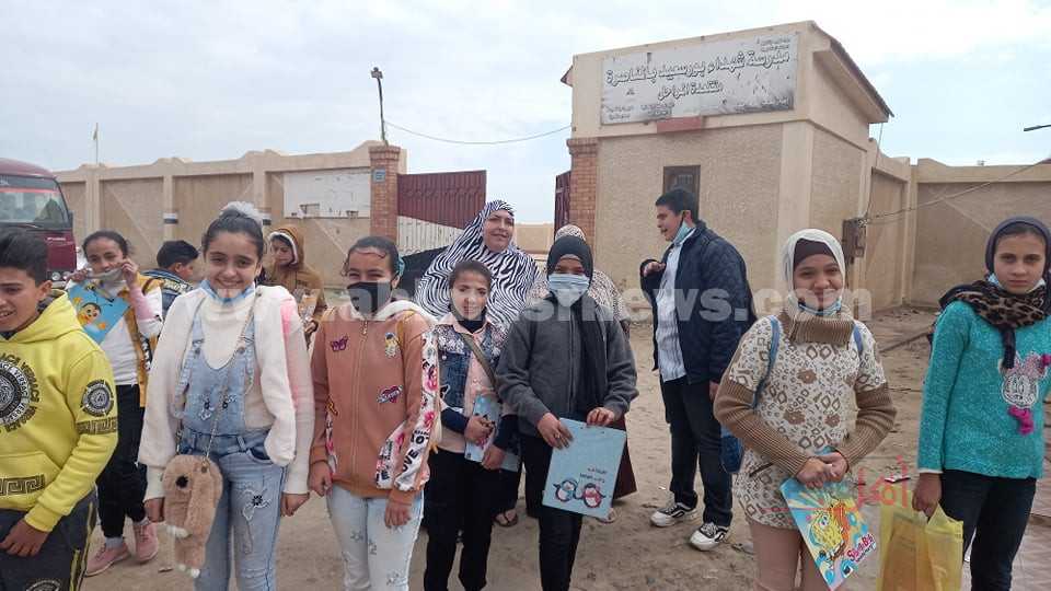 طلاب الصف السادس الابتدائي ببورسعيد