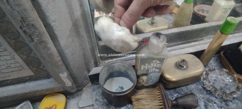 عم مصطفى حلاق العطارين