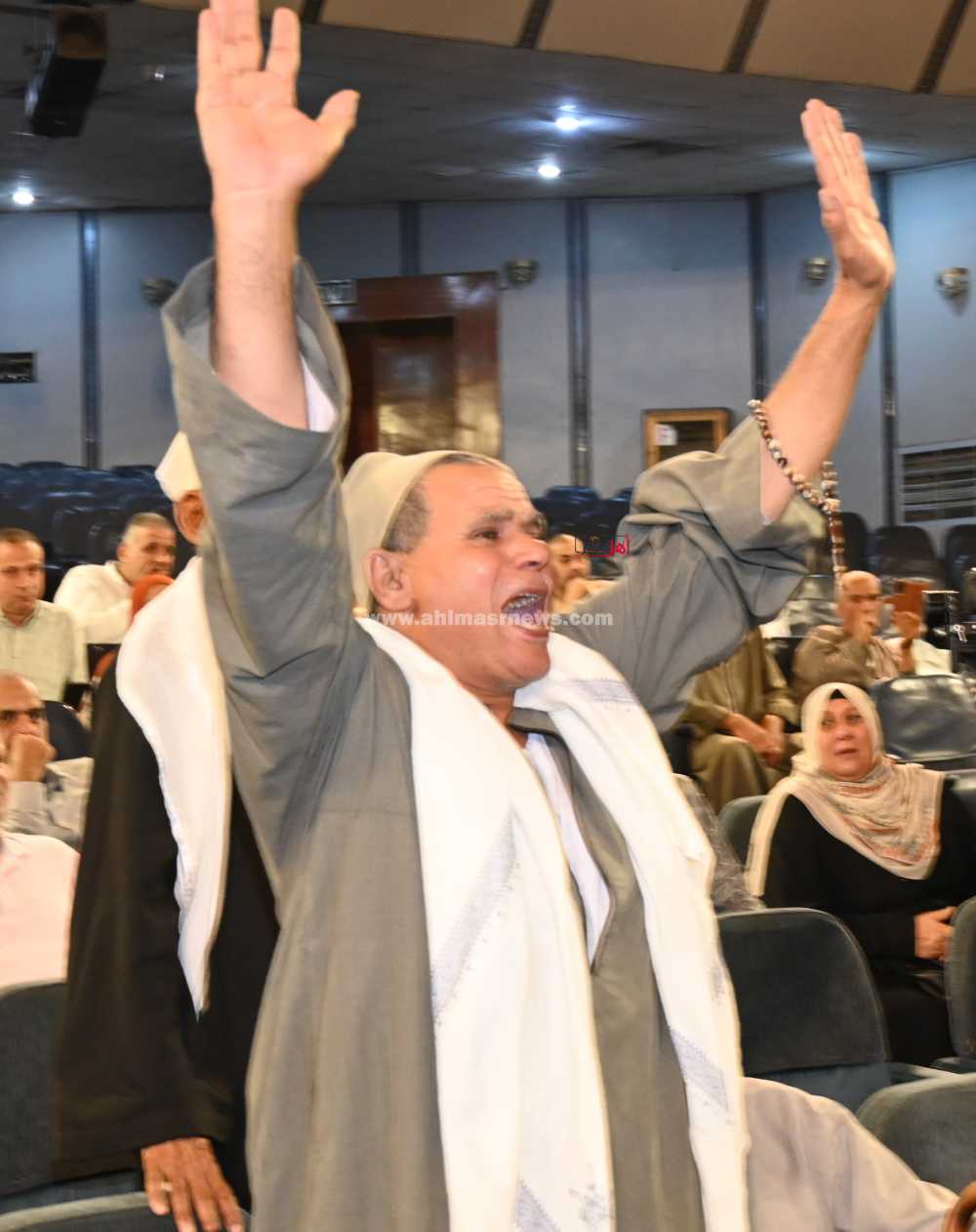 فرحة ودموع في قرعة الحج بالبحيرة