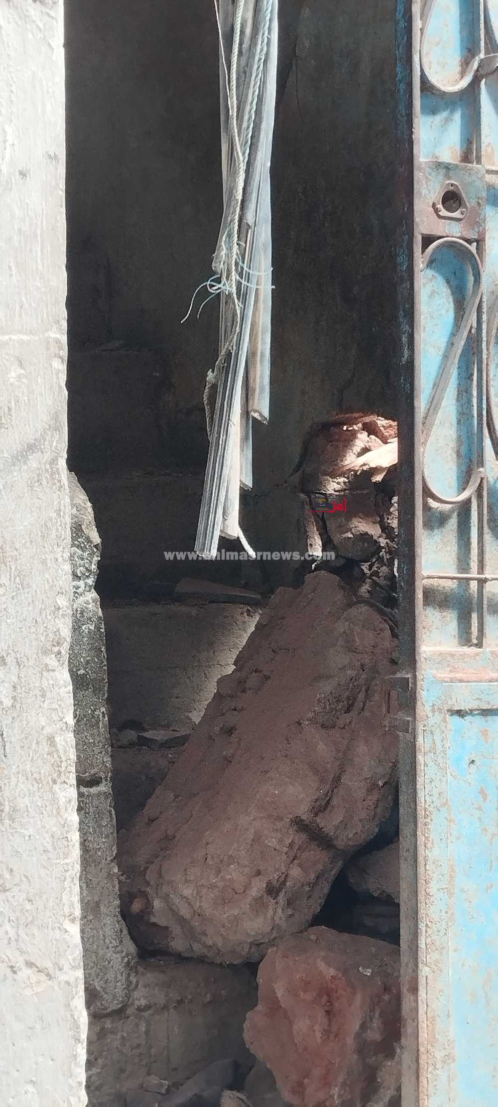 تصدعات بالعقار المجاور